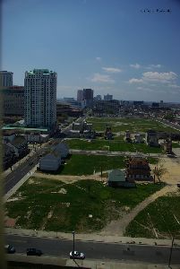 Looking south.