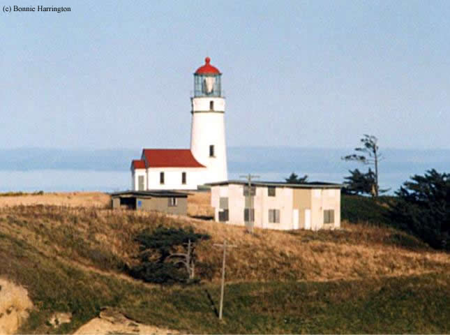Photo of the Cape Blanco Lighthouse.