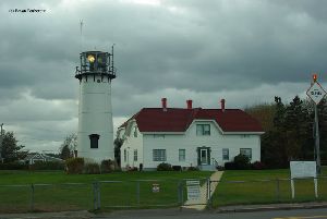The tower and keepers quarters.