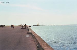 Distance shot from the breakwall entrance.