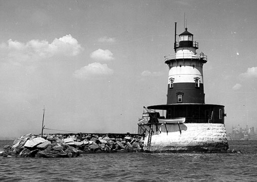 U.S. Coast Guard Archive Photo of Robbins Reef Lighthouse