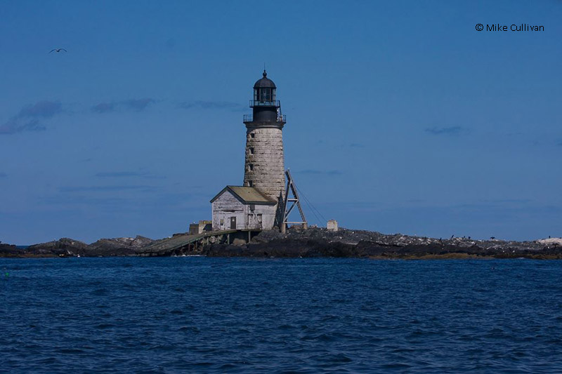 Photo of the Halfway Rock Lighthouse.