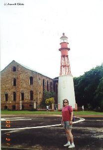 Very neat picture of an interesting lighthouse.