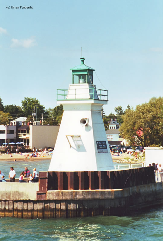 Photo of the Port Dover Lighthouse.