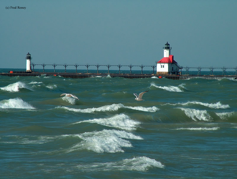 Photo of the St. Joseph North Pierhead Outer Lighthouse.